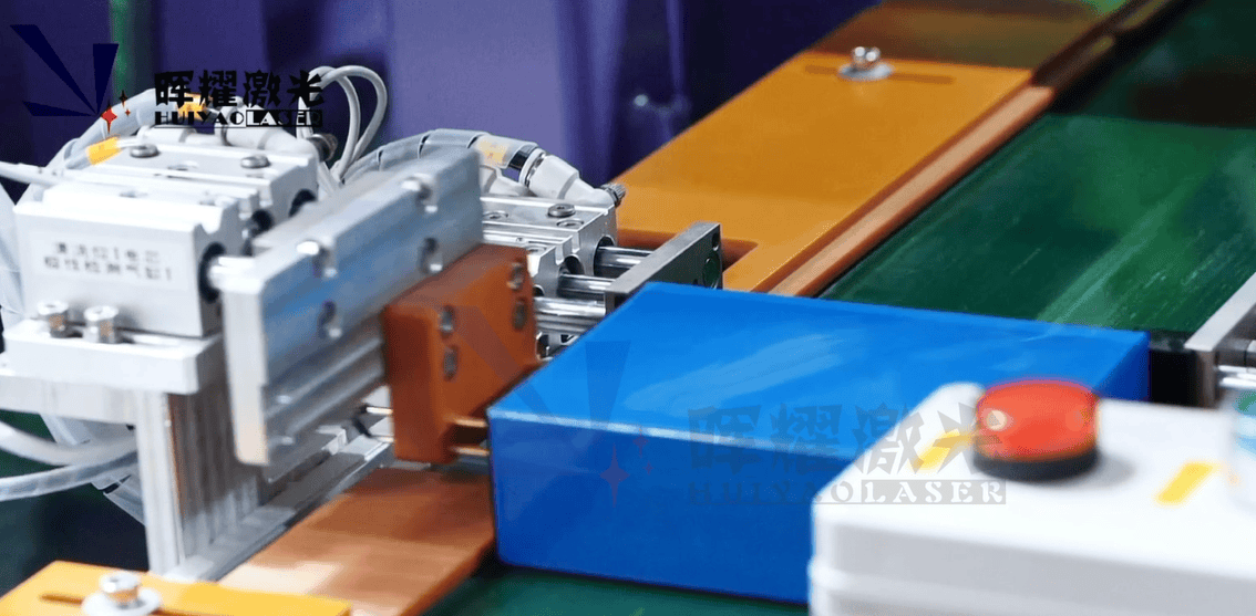 Prismatic battery modules